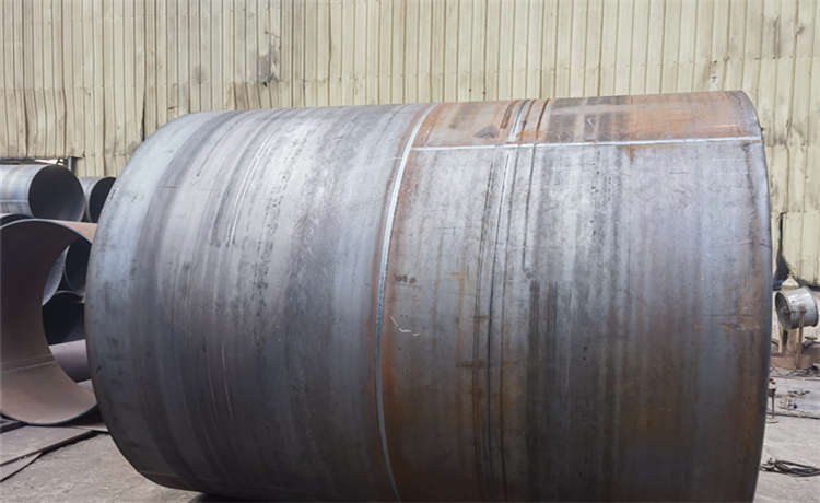 dn450mm螺旋鋼管，820-6-8-10-12mm螺旋鋼管，1420-8mm螺旋管，920-8螺旋焊管