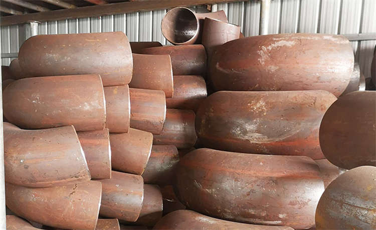 鋼材場鍍鋅鋼板，防城港鋼鐵世界2800mm螺旋鋼管，720-8螺旋焊管，給水螺旋鋼管