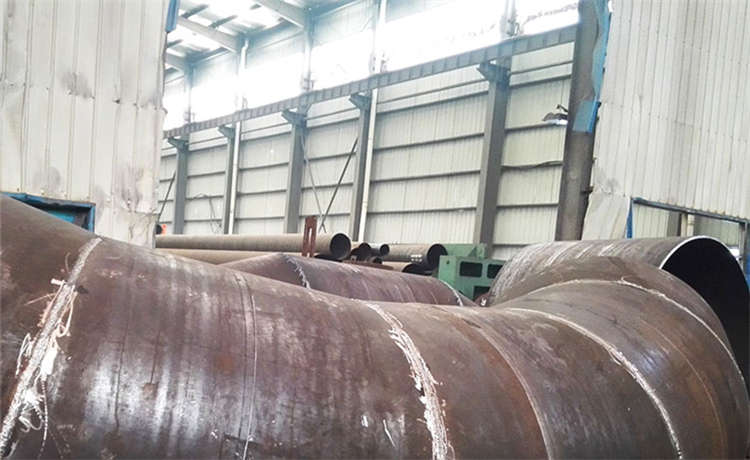 2220-12mm螺旋焊管，1020-6-8-10-12mm螺旋焊管，DN1500自來(lái)水防腐螺旋鋼管廠家，排水螺旋鋼管