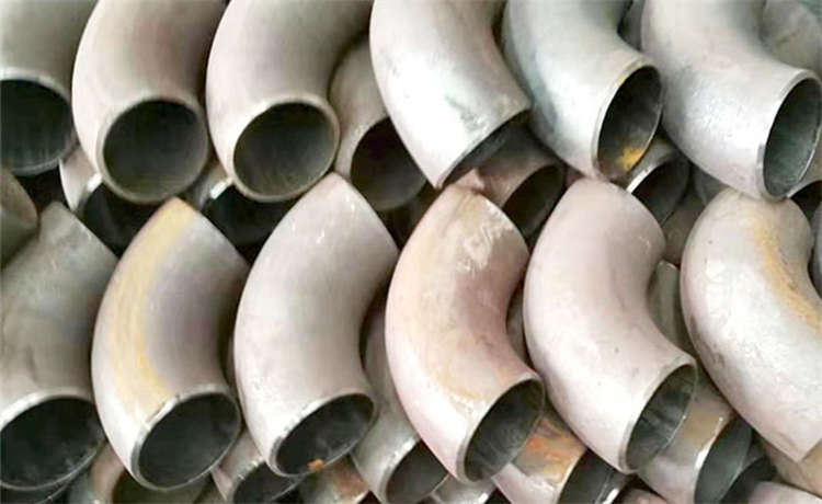 鋼材場(chǎng)焊管廠家，排水防腐鋼管廠家，dn800螺旋管，724mm螺旋鋼管