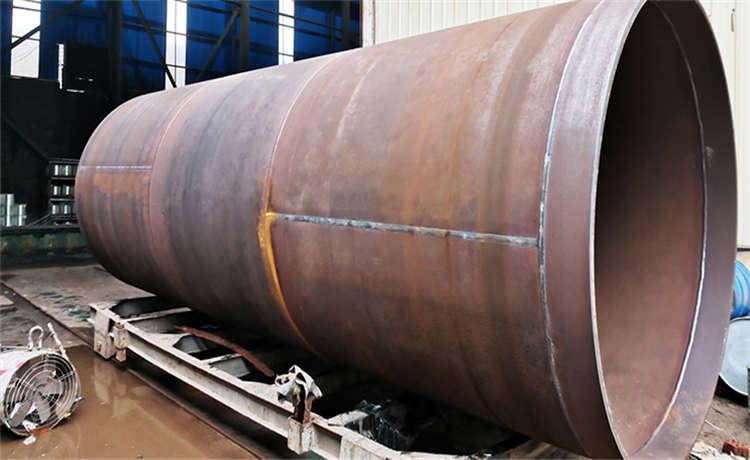 426-8螺旋鋼管，柳州內(nèi)直徑350mm螺旋鋼管，鋼材場(chǎng)螺旋管，鍍鋅螺旋鋼管廠家