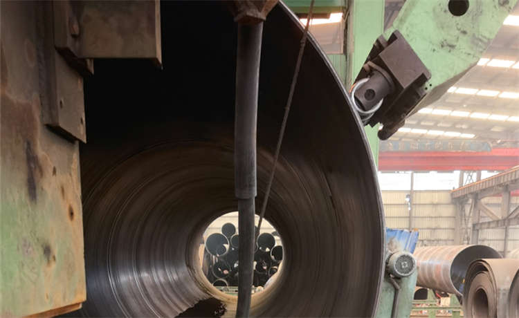 559mm螺旋焊管，清遠(yuǎn)720-8螺旋焊管，鋼鐵世界609mm螺旋管，1424螺旋鋼管