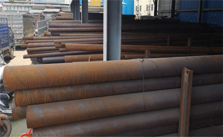529-630-820-1020-1220-1420污水排水鋼管，2420-12mm螺旋鋼管，14鋼管樁廠家，鋼材場(chǎng)打樁鋼護(hù)筒