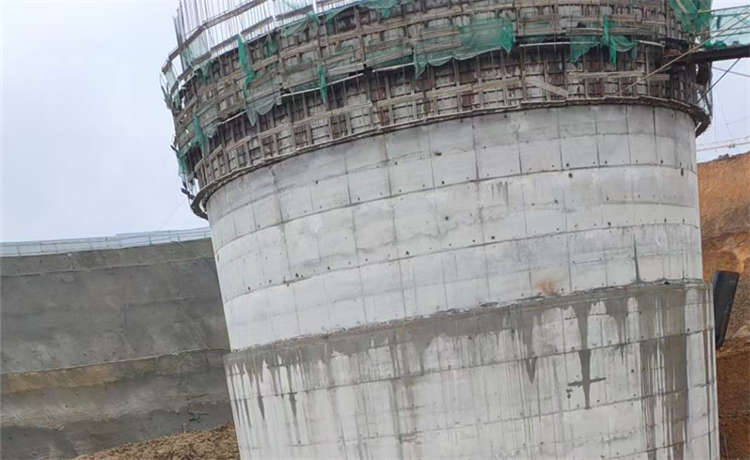 2800mm螺旋管，920排水鋼管，鋼材場(chǎng)鋼板卷管廠家，鋼材場(chǎng)焊接鋼管廠家