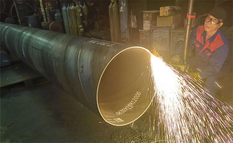 630給水螺旋管，711mm螺旋鋼管，知名鋼管生產(chǎn)廠家，鋼材場(chǎng)焊管廠