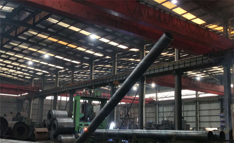 DN1300mm螺旋焊管，賀州800mm鋼立柱，dn1300螺旋焊管，內(nèi)外防腐螺旋管生產(chǎn)廠家